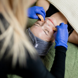 Olivia Klein -kasvohoito / 60 min