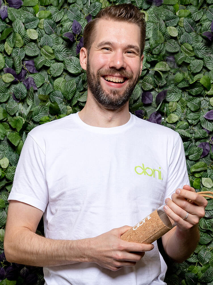 Henkilökunta 10 dennis 01 2022